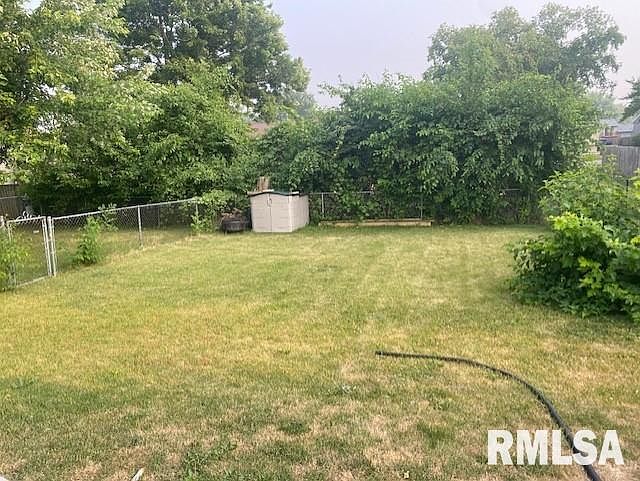 2nd image of 3025-3027 W 66th St
