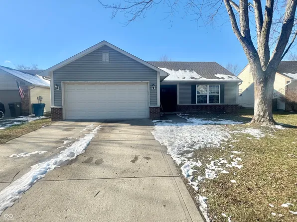 2619 Cooper Pointe Cir, Indianapolis, IN 46268