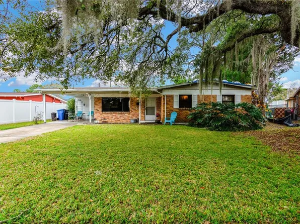 6031 Ambassador Dr, Tampa, FL 33615