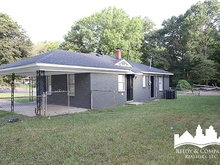 1380 Rolling Hills Dr — Photo 17