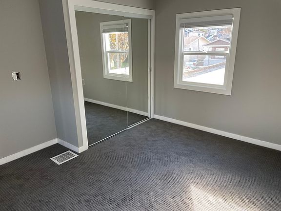 5th image of 524 Linden Ave