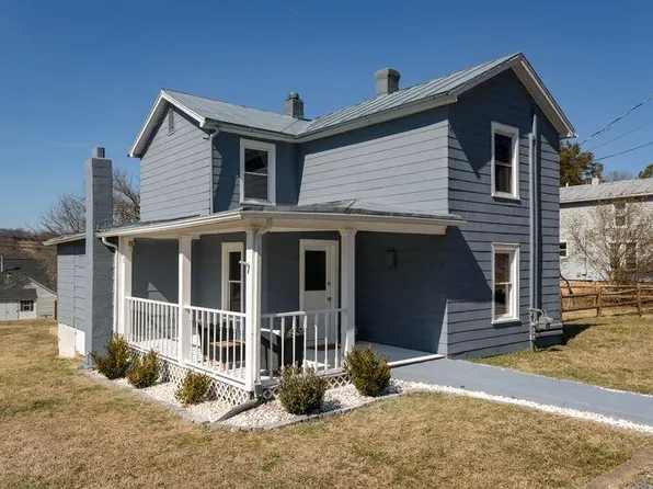 1755 Cedar Ave, Buena Vista, VA 24416