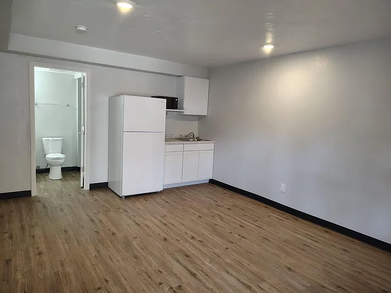 704 Horizon Dr — Photo 23