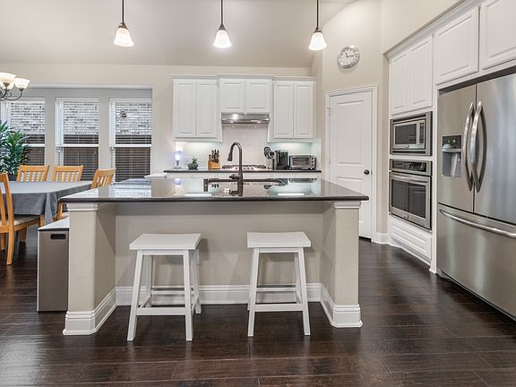 3rd image of 1415 Huntsman Ridge Ln