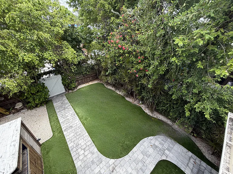 3318 Harriet Ave — Photo 18