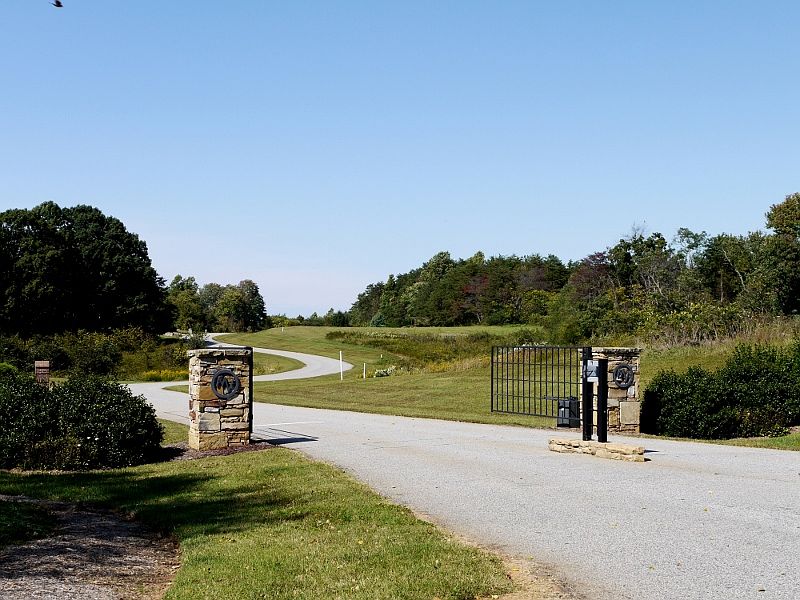 Entry to Subdivisiion