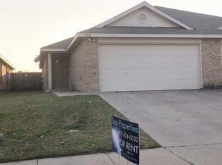 5528 Homestead Rd, Arlington, TX 76017