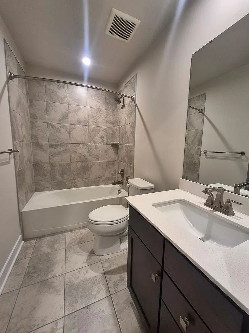 Building Photo - 6054 Fallfish Ct