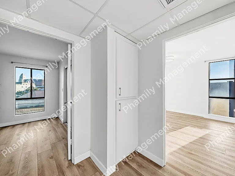 630 N Grand Ave #404 — Photo 5