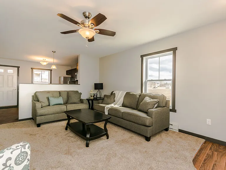 826-834 Thames Ct #1008 — Photo 21