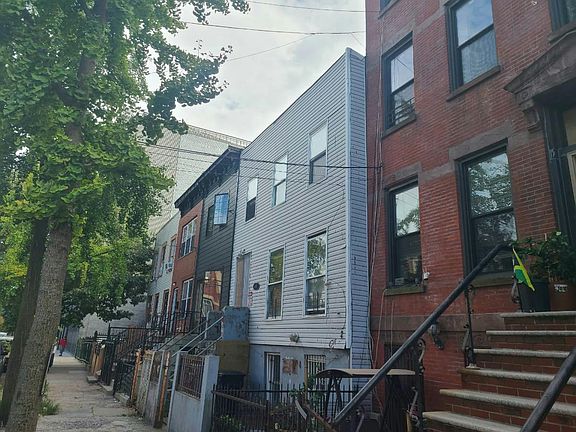 3rd image of 430 E 143rd St