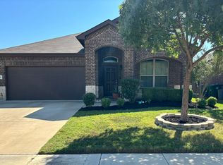 1056 Meadow Scape Dr, Burleson, TX 76028