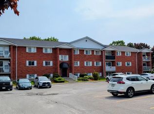 2387 Kawartha Heights Blvd #302, Peterborough, ON K9K 1S4