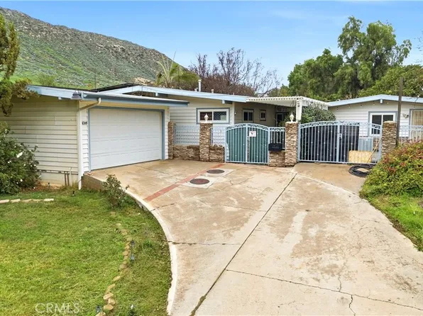 6249 Tarragona Dr, Riverside, CA 92509