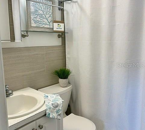 3rd image of 908 VILLAS DRIVE #68