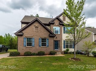 527 Rough Hewn Ln, Rock Hill, SC 29730