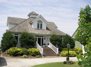 204 E Dowry Crk, Belhaven, NC 27810