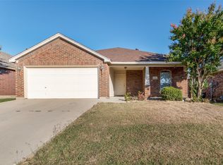 14137 Snaffle Bit Trl, Fort Worth, TX 76108