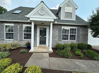 6850 Arbor Ct #23, Parma, OH 44134