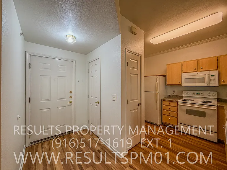 701 Gibson Dr #1516 — Photo 4