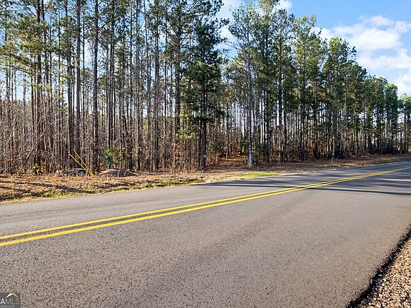 3rd image of 598 Pea Ridge Rd