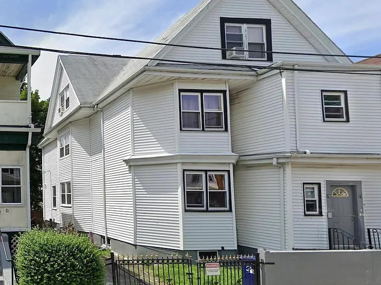 77-79 Willowwood St #1 — Photo 1