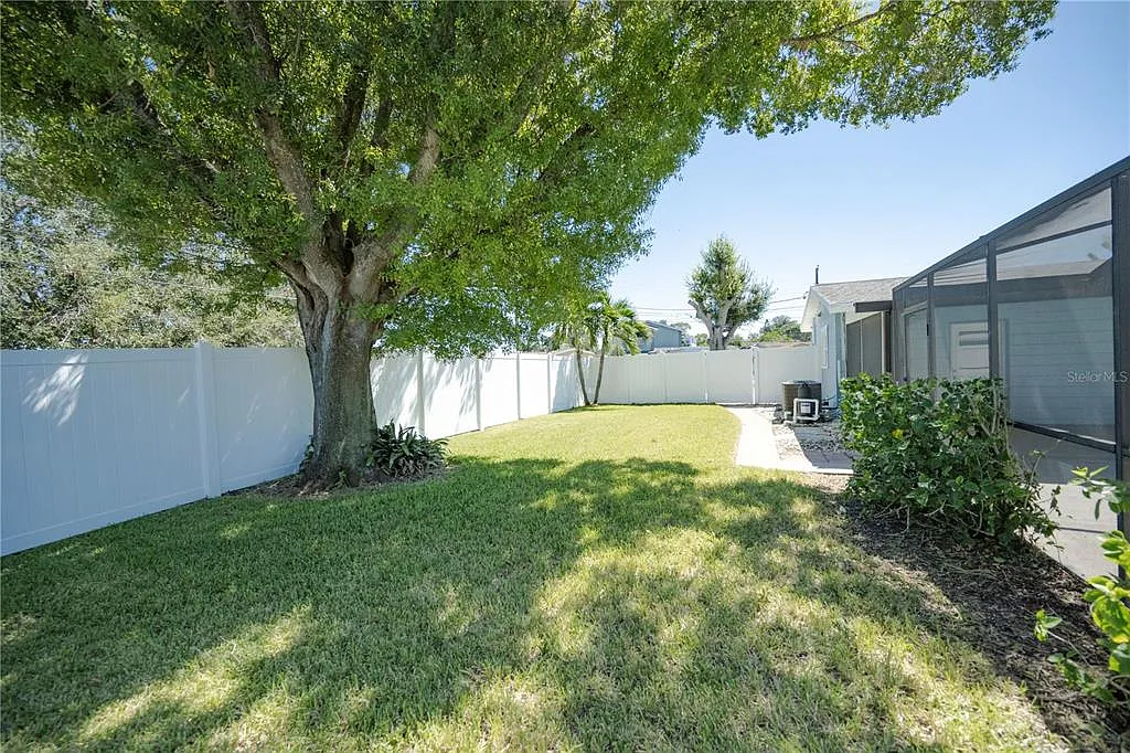 2 bed, 2.0 bath, 1114 sqft, $2,800 — Photo 4