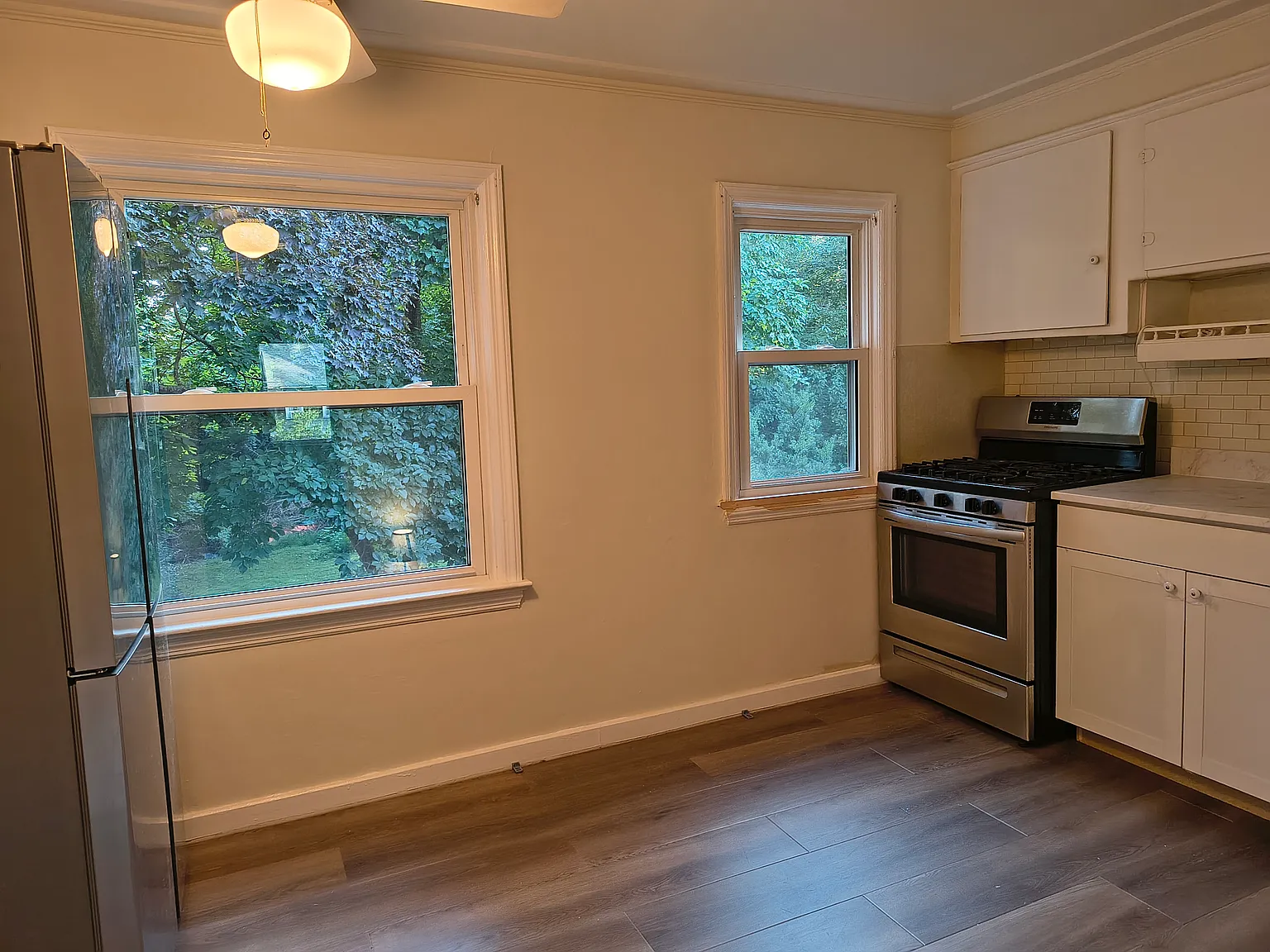 248 Fisher Pl — Photo 2