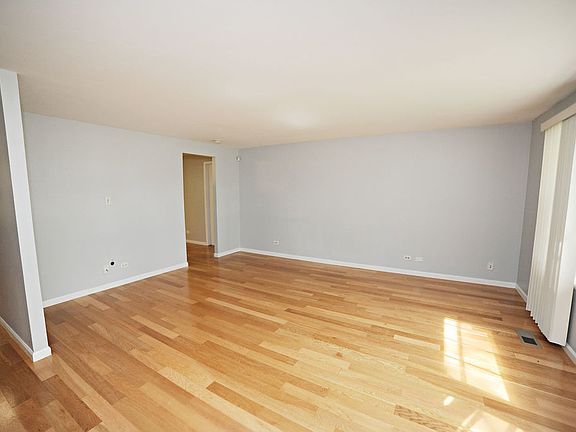 2nd image of 312 S Salem Dr