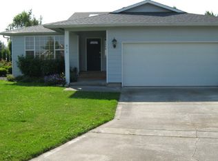 876 Pine Pl, Lynden, WA 98264