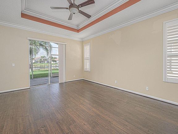 5th image of 137 NW Magnolia Lakes Blvd