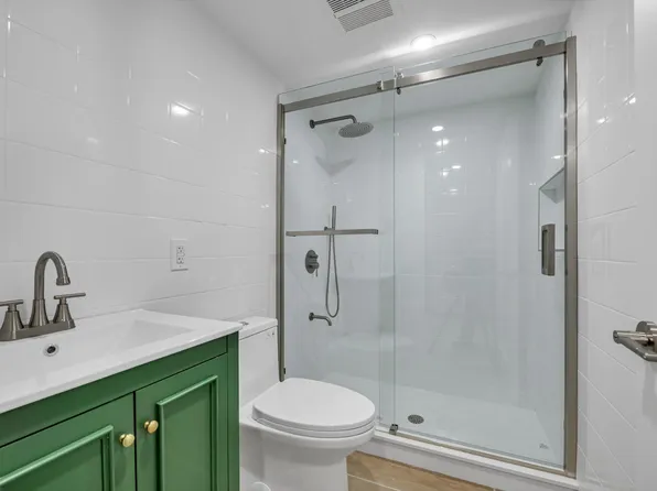 257 East 28th Street image 17 of 19