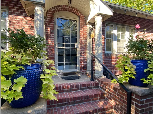 2225 Albion St, Denver, CO 80207