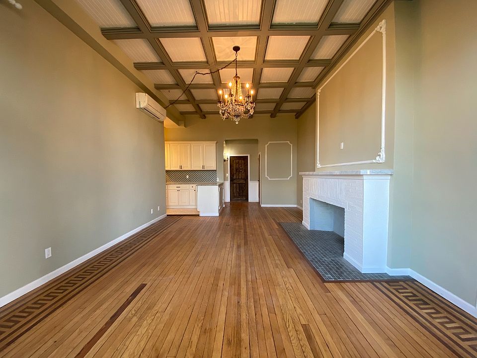 1st image of 155 Beacon Hill Dr APT 2