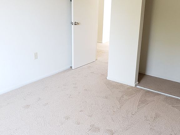 5th image of 5130 Sacramento Ave APT A