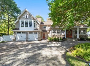 47 Highview Ave, Park Ridge, NJ 07656