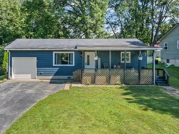 544 Cedar St, Salem, OH 44460