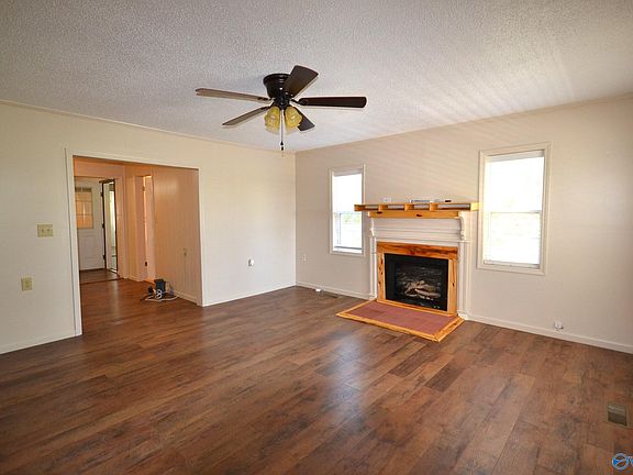 4th image of 4219 Eva Rd
