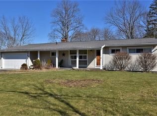 348 N Cleveland St, Chagrin Falls, OH