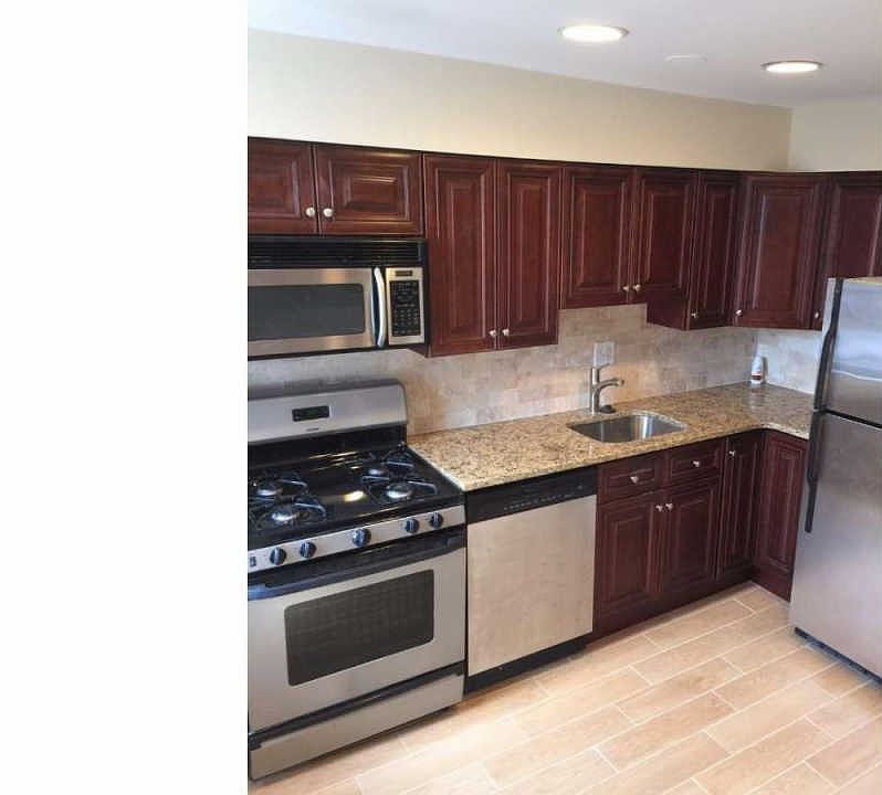 1st image of 510 S 11th St #30