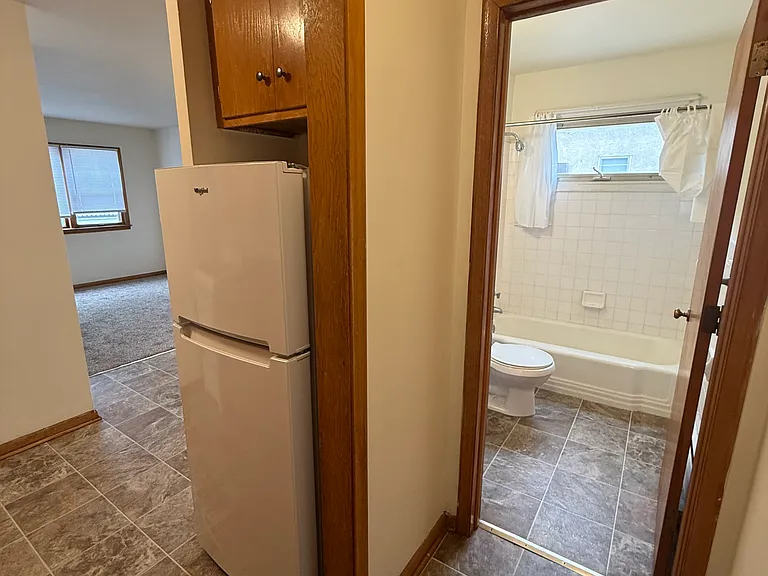 4441 University Ave NE #103 — Photo 6