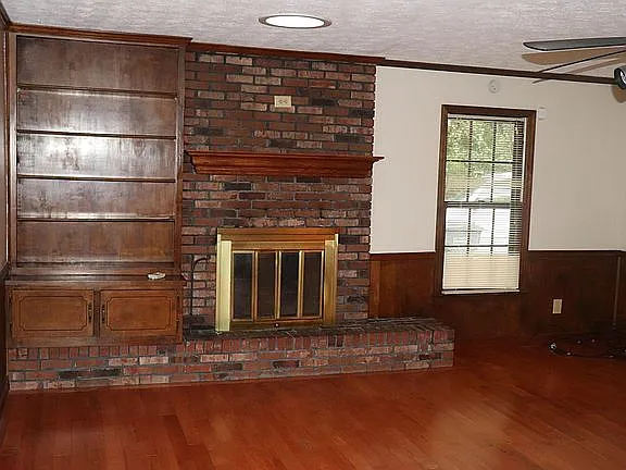 79 Duncan Ct — Photo 3