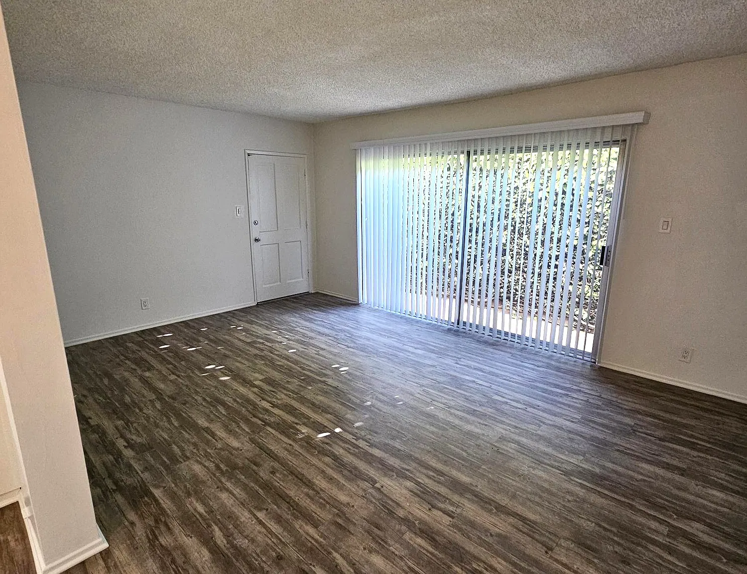 1 bed, 630 sqft, $2,125 — Photo 3