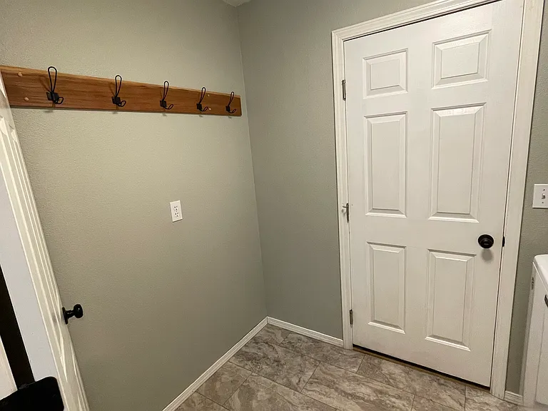 Laundry storage