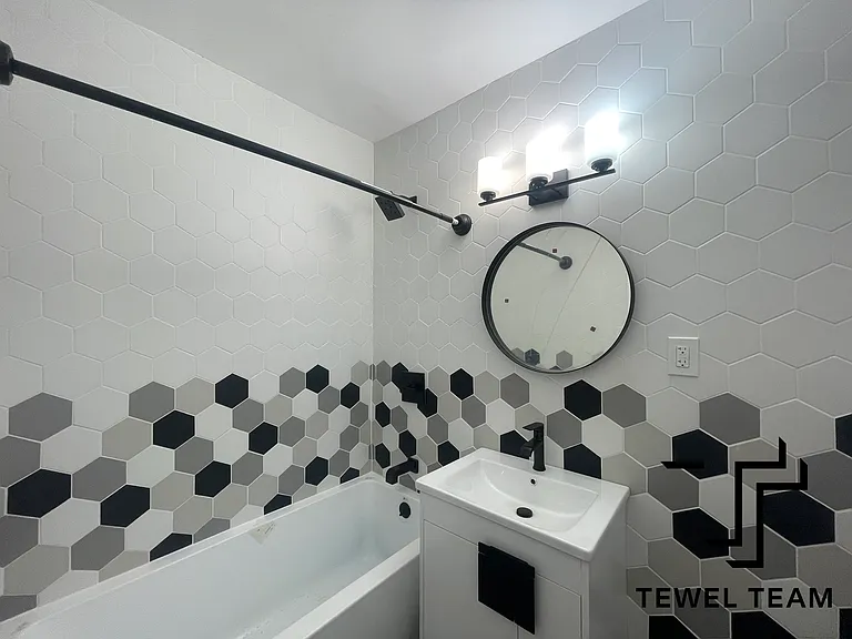 2269 Adam C Powell Blvd #4BB — Photo 8