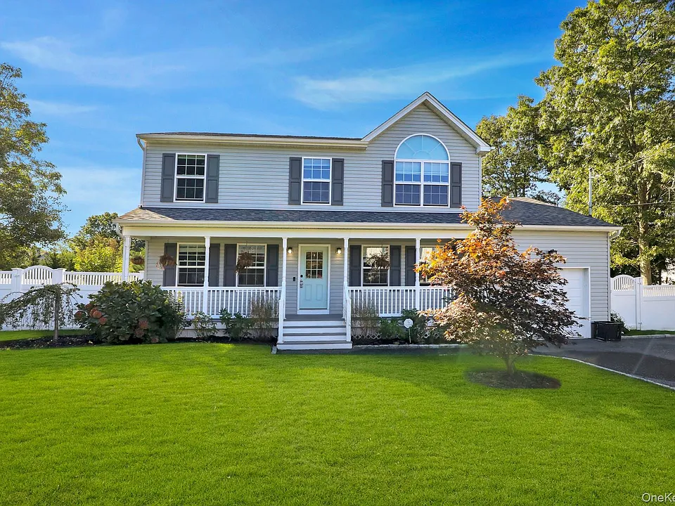 32 Delamere St