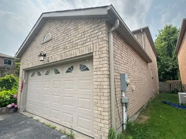 6 Carruthers Cres, Barrie, ON L4M 6A5