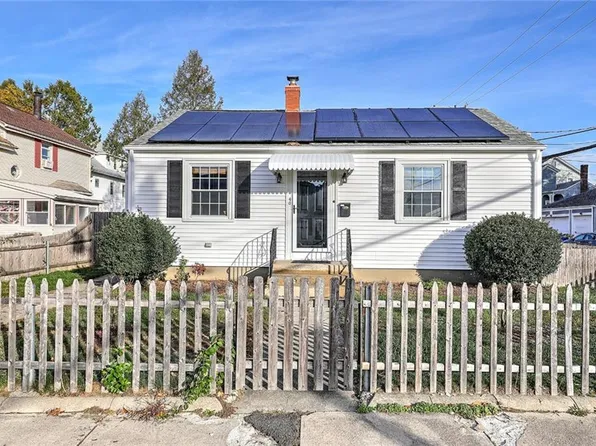 40 Lawton St, Pawtucket, RI 02860