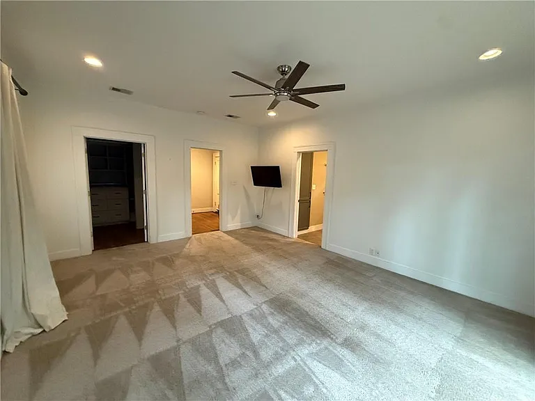 1660 Laurel St — Photo 18