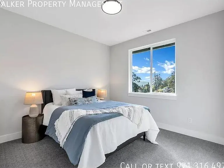 996 E Rork Ct — Photo 15
